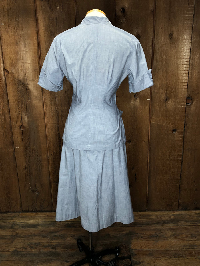 1940s Gray Cotton Skirt Suit          w27