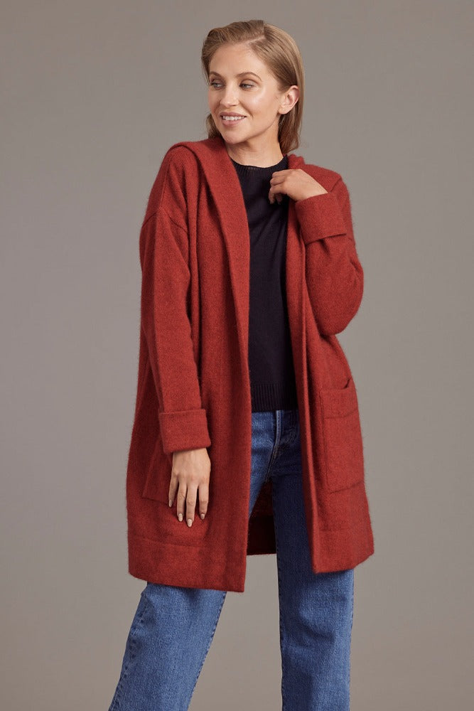 warmth and comfort, our Oversized Hood Jacket is ticking all the right boxes to become your new favourite overpiece of the season.  Mid weight Oversized Hood Two Front Pockets 35% Possum Fur, 55% Merino Wool, 10% Pure Mulberry Silk New Zealand designed and manufactured Generous Fit Natural and Sustainable