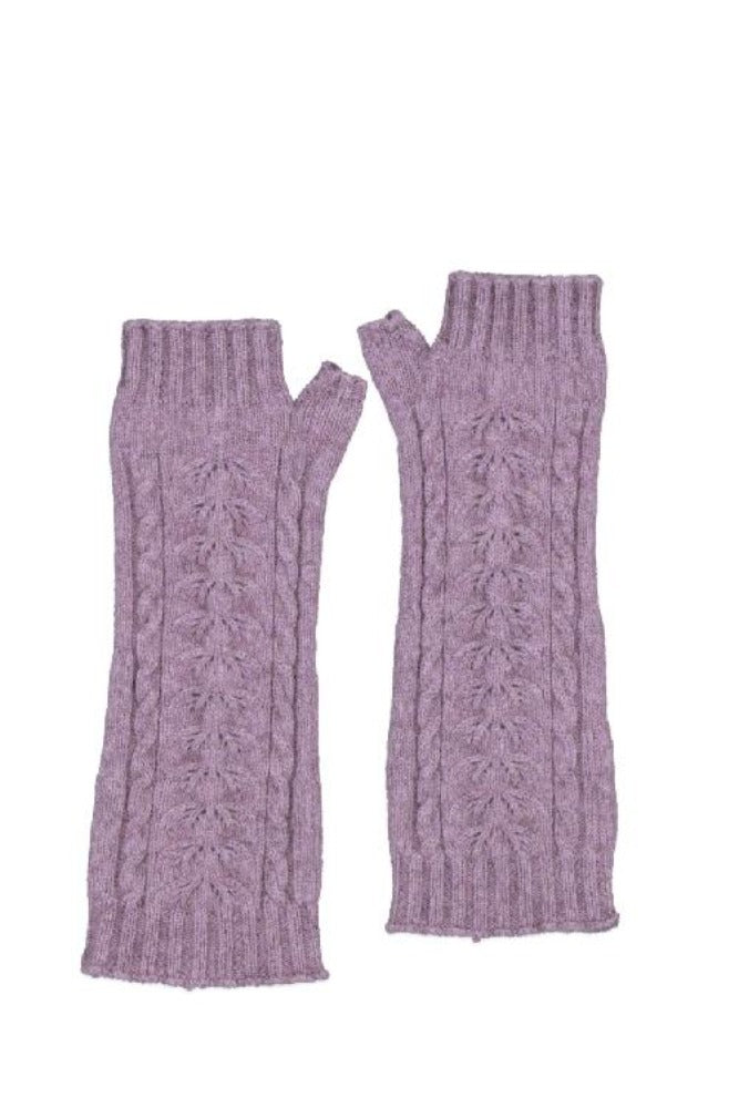 622 Cable Glovelet - Get extra warm and cozy while you set yourself apart with our exclusive cable knit glovelets, crafted from a blend of Possum Merino and Pure Mulberry Silk. These glovelets provide gentle comfort, yet remain durable and practical. Entirely NZ made….your choice comes naturally.