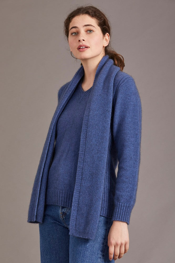 Possum and Merino  671 Fine Rib Scarf - Super soft and luxurious scarf.  Finished end with knitted binding and blended with Pure Mulberry Silk.  It is a scarf that compliments anybody's style - A scarf that you will just not want to part with.  35% Possum Fur, 55% Merino Wool, 10% Pure Mulberry Silk.