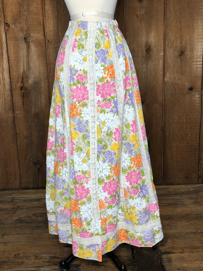 70s Floral & Lace Maxi  Skirt   S