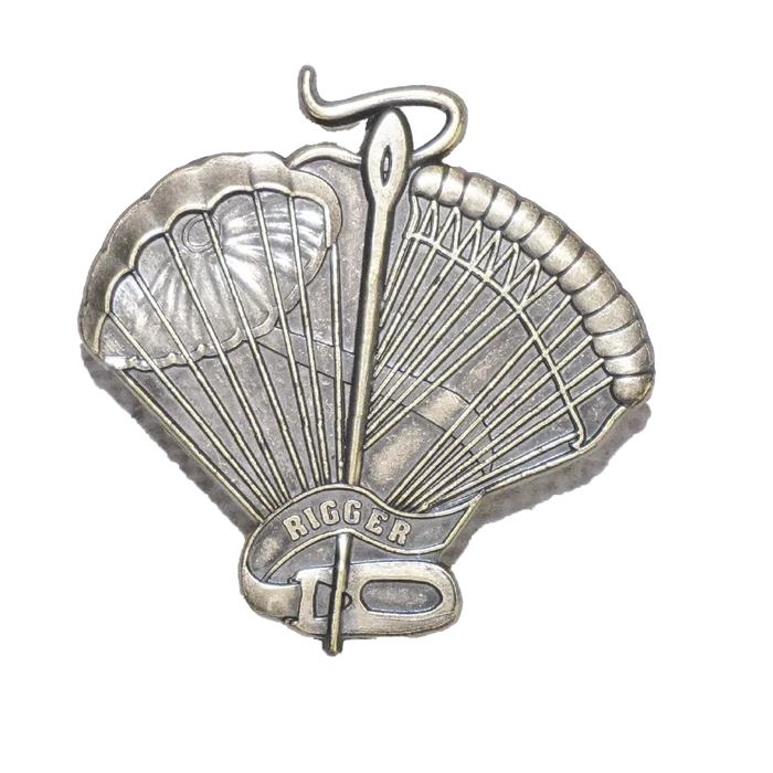 Belgian Paratrooper Rigger Badge, Item 3 - Belgian Army Surplus - Flags, Badges & Insignia