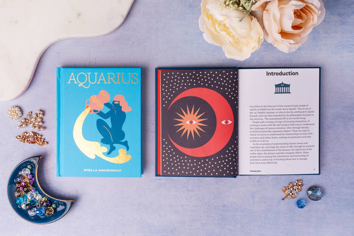 Chronicle Books - Aquarius