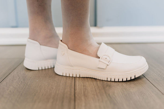 Daisy Women's Temple Shoe