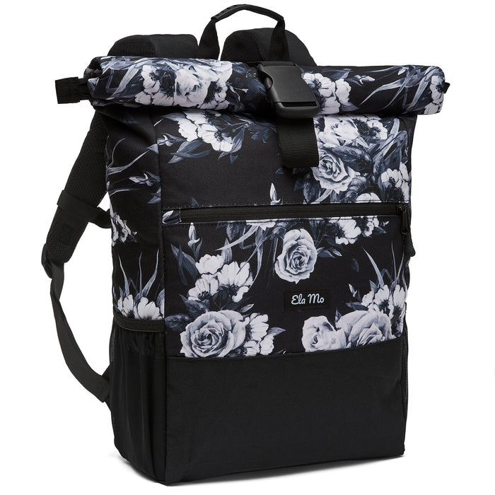 Ela Mo™ Rolltop Rucksack | Nightrose. Rucksack mit Verschlussclip und Herstellerlogo vorne.