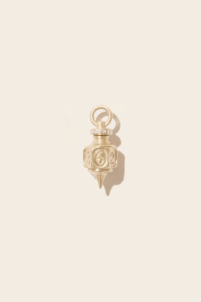 Germain Amulet Charm Pendant - Yellow Gold