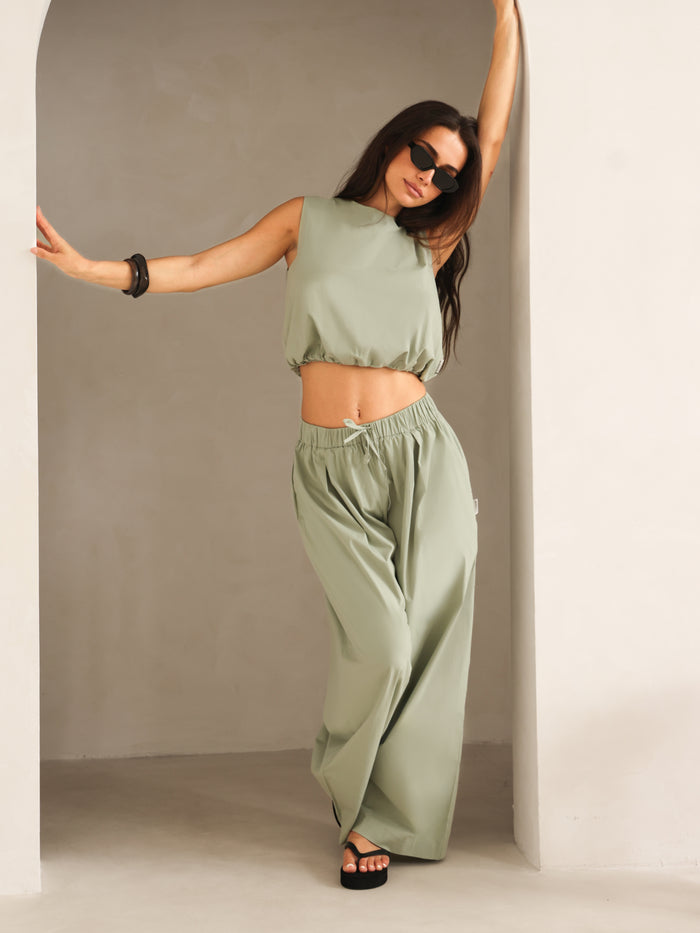 Kaia Bubble Hem Poplin Top - Pistachio