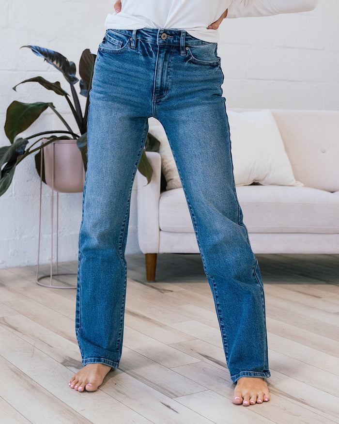 KanCan Kathleen Non Distressed Straight Jeans  KanCan