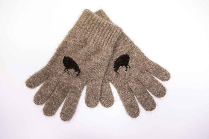 Possum and Merino  KO52 Kiwi Gloves - A uniquely New Zealand Design on a uniquely New Zealand product.  Make a set with KO162 Kiwi Beanie and KO129 Kiwi Scarf.  Made proudly in New Zealand from a premium blend of 40% possum fur, 50% merino lambswool & 10% mulberry silk.