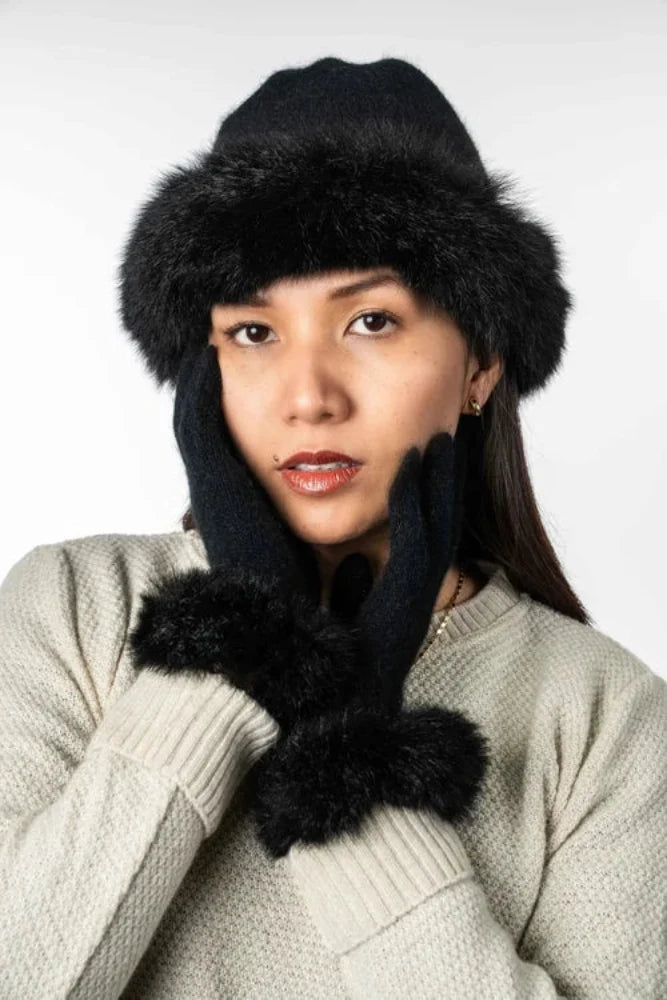 Possum and Merino  KO56 Fur Trim Gloves - Designed to match the fur trim range of accessories, these fur trimmed gloves are available in a stunning range of colours.  Make a set with KO200 Fur Trim Beanie.   Made proudly in New Zealand from a premium blend of 40% possum fur, 50% merino lambswool & 10% mulberry silk.