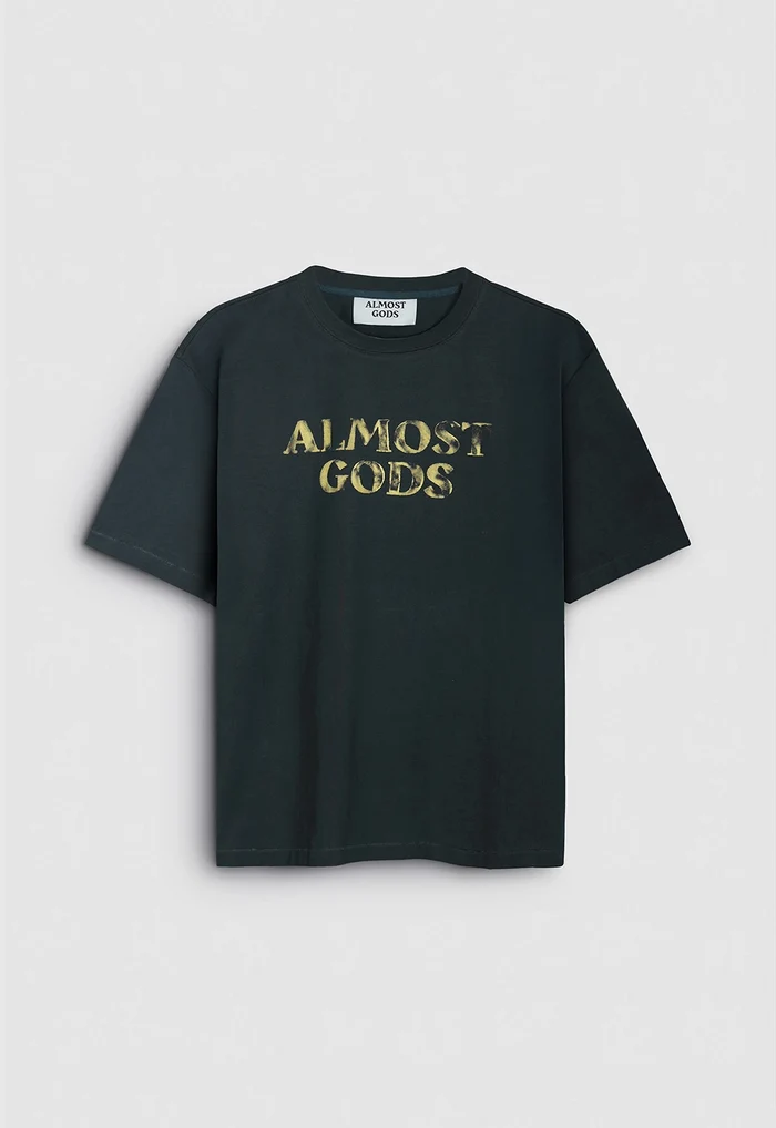 Logo Relaxed Tee