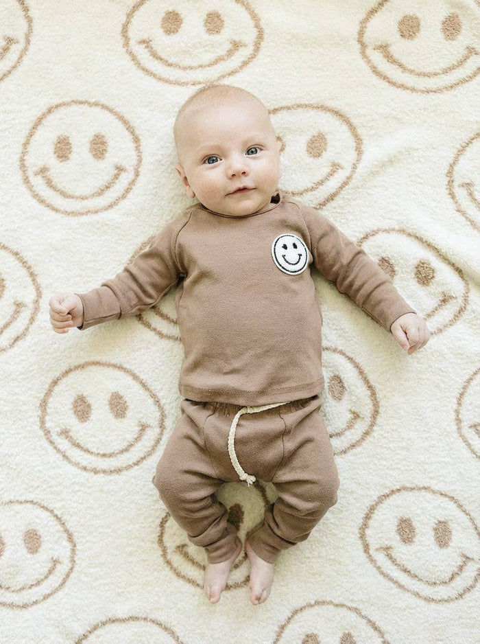 Lucky Panda Kids Baby Blanket - Smiley Plush Latte
