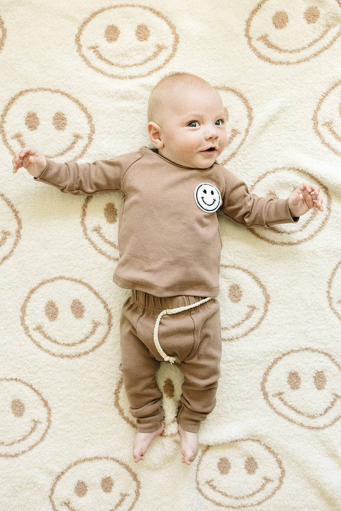 Lucky Panda Kids Baby Blanket - Smiley Plush Latte