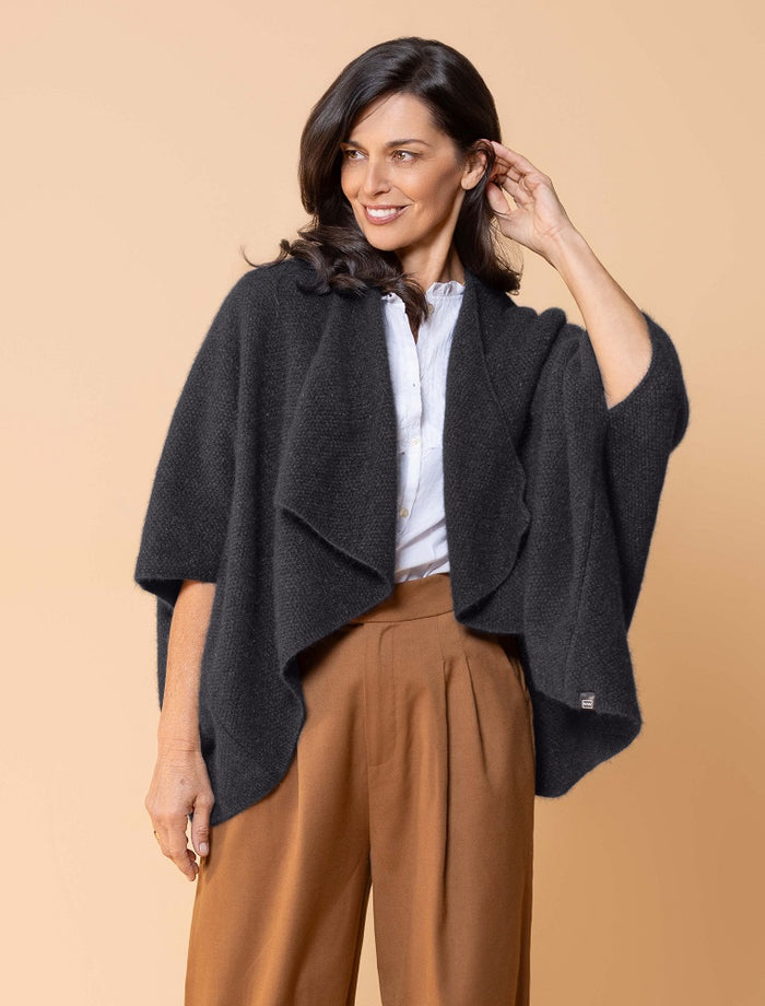 Possum and Merino
NW3082 Longline Wrap - A plain classic longline wrap.  The Longline Wraps have the extra advantage of being able to be worn two ways, vee neck to the back or upside down with the open vee to the bottom.
Composition -40% Possum Fur, 53% Merino, 7% Silk.
One Size Fits All