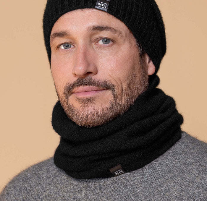 Possum and Merino  NW5053 Moss Neck Warmer - A one-piece neck warmer with moss stitch knit structure.  Composition - 40% Possum Fur, 53% Merino, 7% Silk