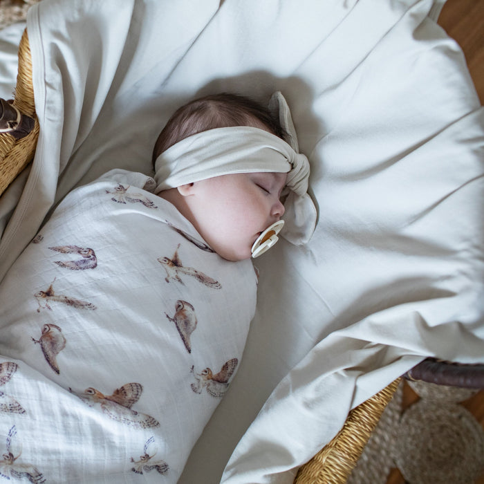 Organic cotton jersey newborn topknot fog