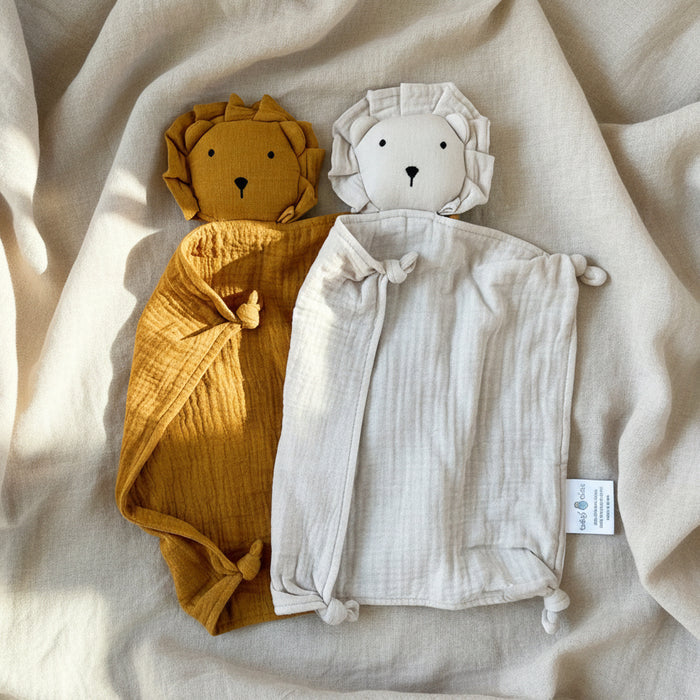 Louie Lion baby and toddler comforter designed for soothing and reassurance