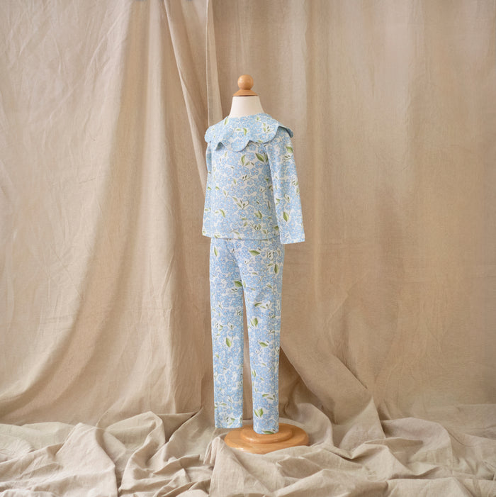 Petit Playa Petal Rashguard in Hydrangea print, sun-safe UPF50+ swimwear for babies and girls — image 7