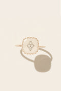 Pierrot Ring - White