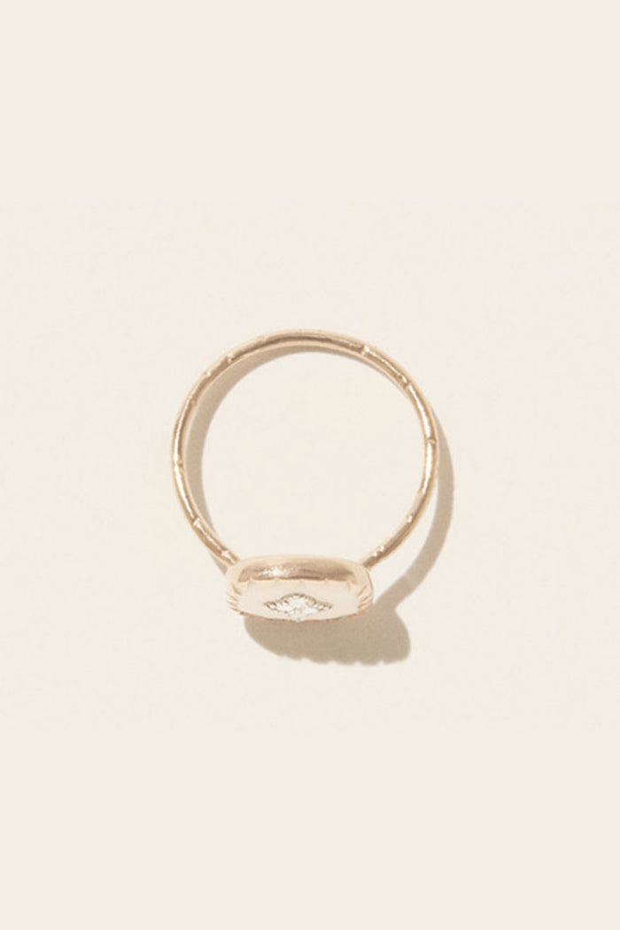 Pierrot Ring - White