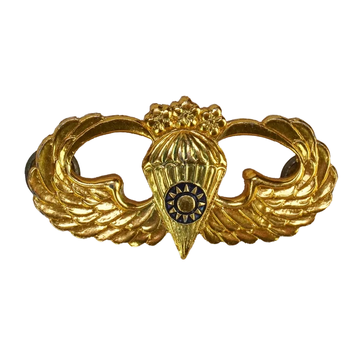 Republic of China (Taiwan) Army Airborne Master Parachutist Badge - Army & Outdoors - Flags, Badges & Insignia