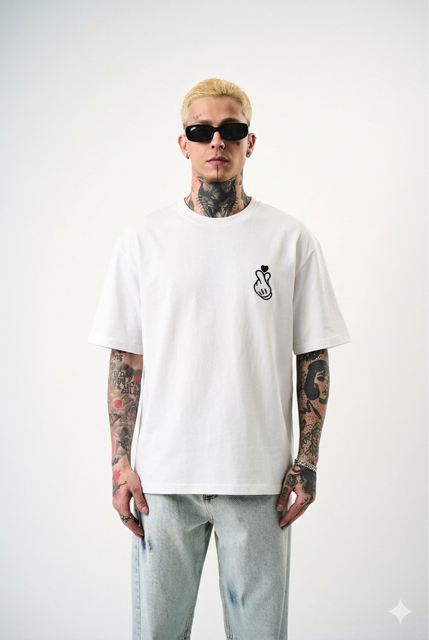 T-Shirt Finger Heart Blanc - Face logo poitrine