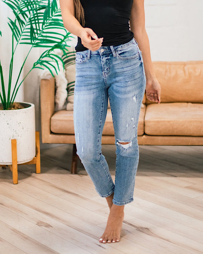 Vervet Ramsey Distressed Straight Jeans  Vervet