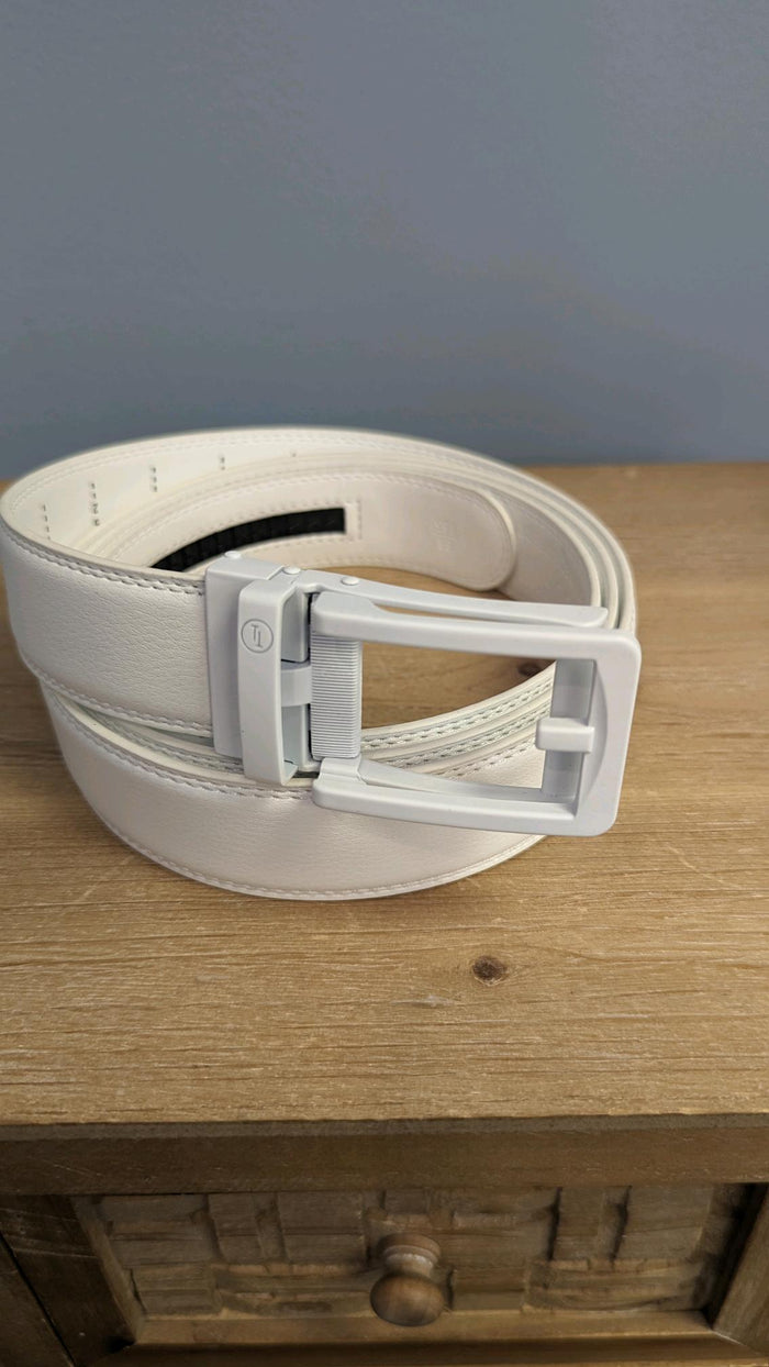 White Ratchet Belt-Traditional Buckle in White