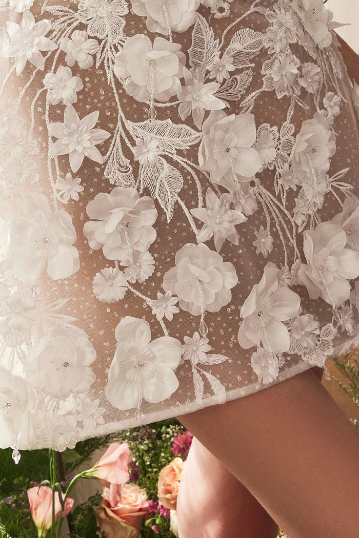 WL085 - Andrea Leo Couture
