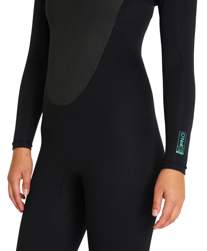 Women's Focus Sealed 3/2mm Steamer Back Zip - Black