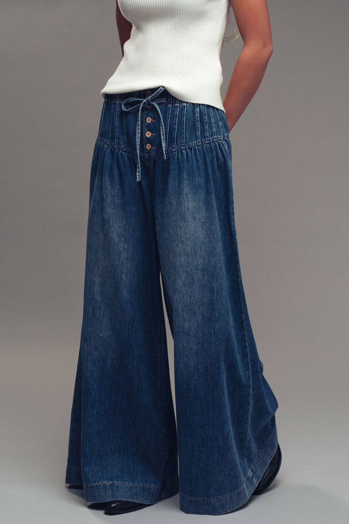 Women's Pleated Wide-Leg Pants - Dark Denim