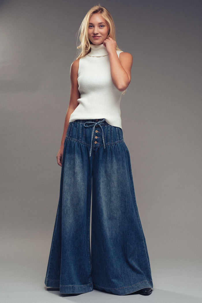 Women's Pleated Wide-Leg Pants - Dark Denim
